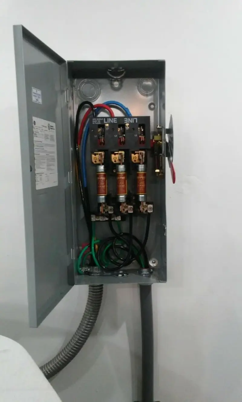 Three-phase disconnect switch installed for Electrical Wiring & Rewiring in Lower Swatara